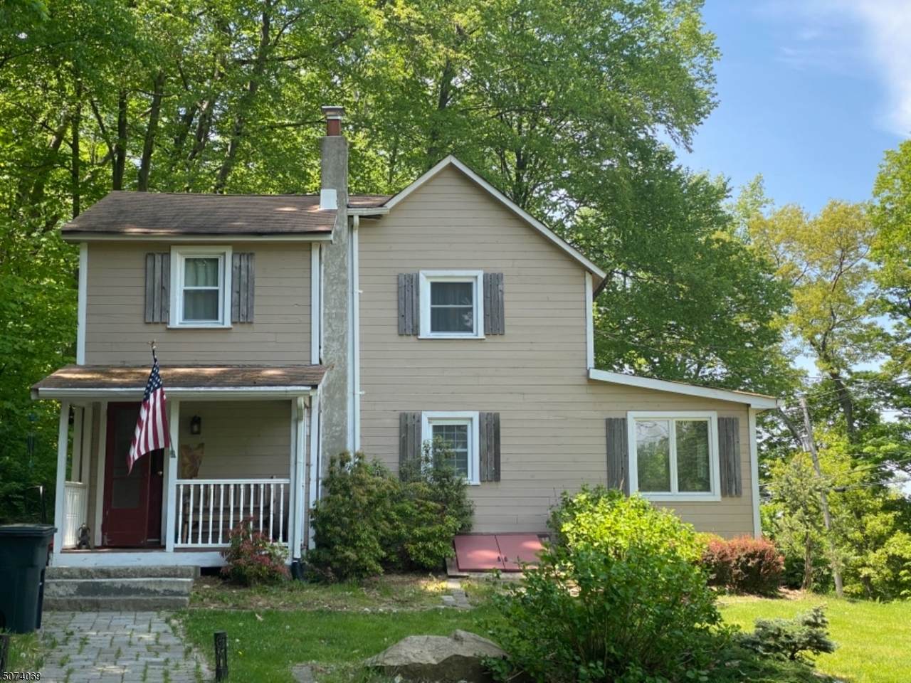 130 Glen Rd - Photo 1