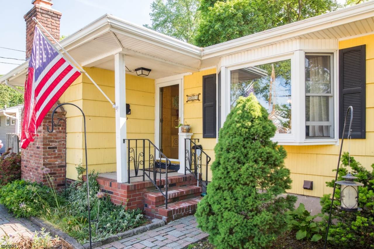 123 Park Pl - Photo 1
