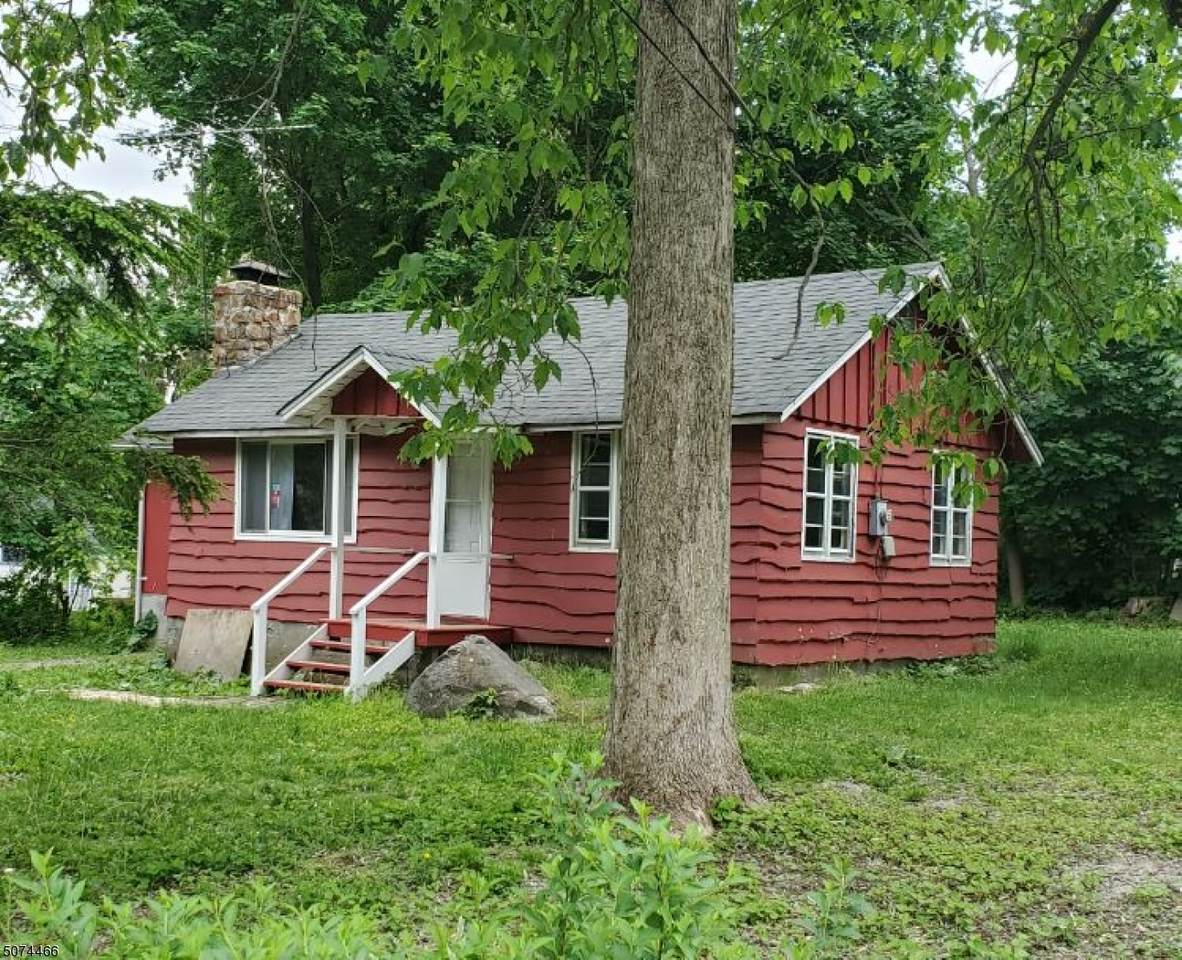 211 Waconia Rd - Photo 1