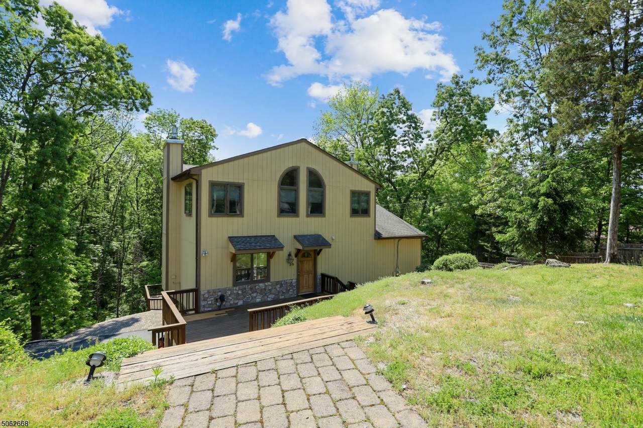30 Manor Dr - Photo 1