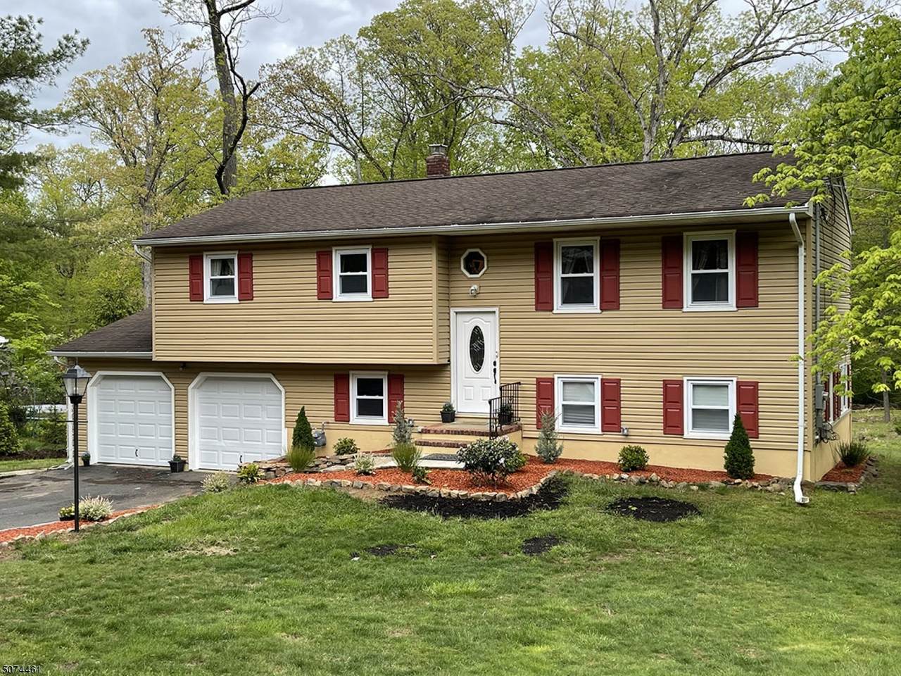 1000 Carteret Rd - Photo 1