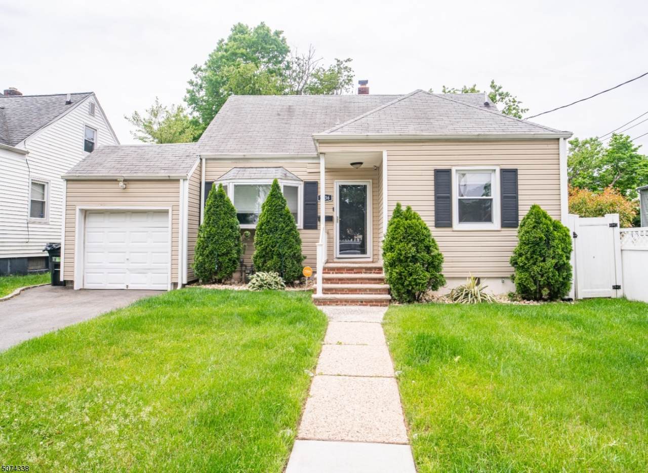 1236 Wheatsheaf Rd - Photo 1