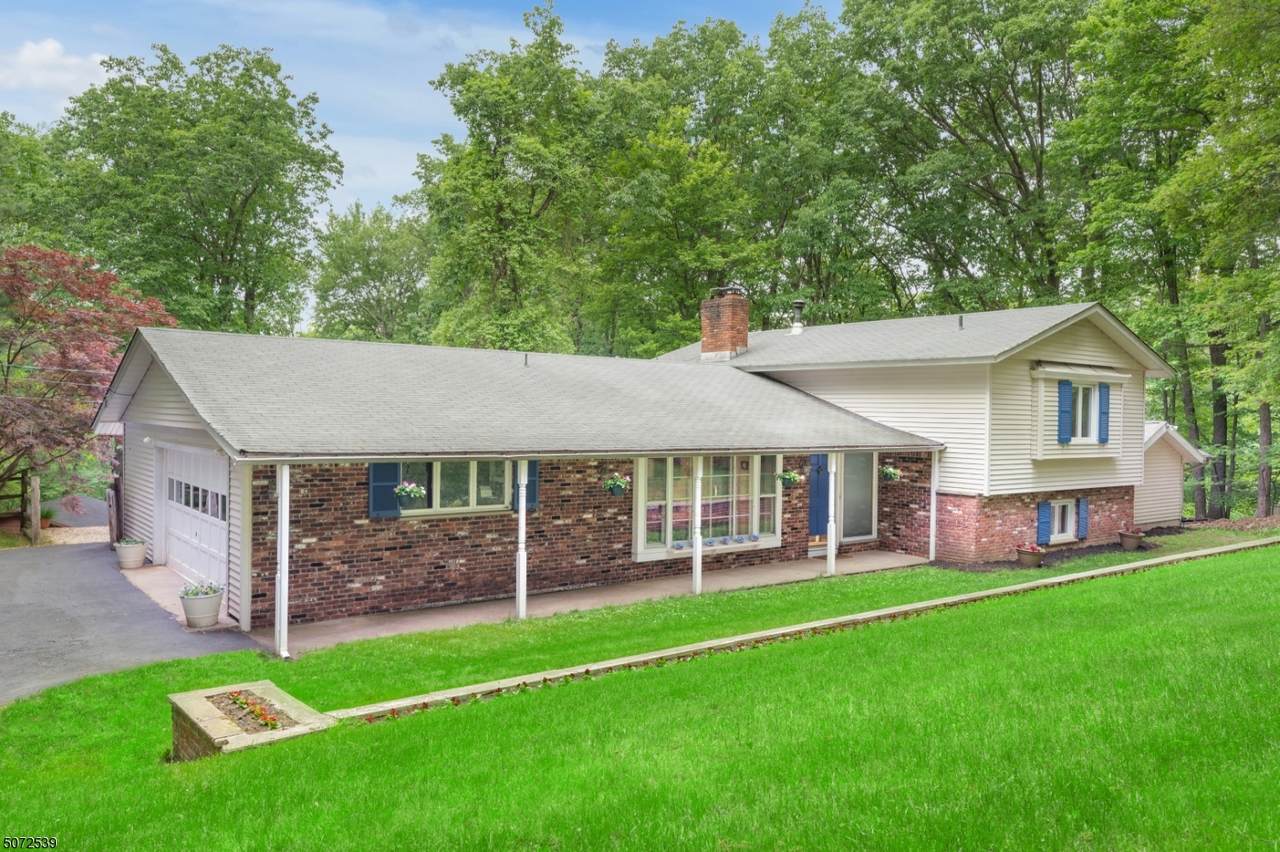 32 Miller Dr - Photo 1