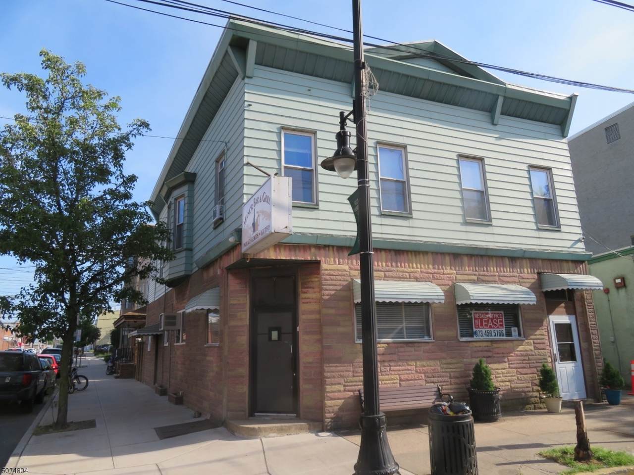 729 Harrison Ave - Photo 1