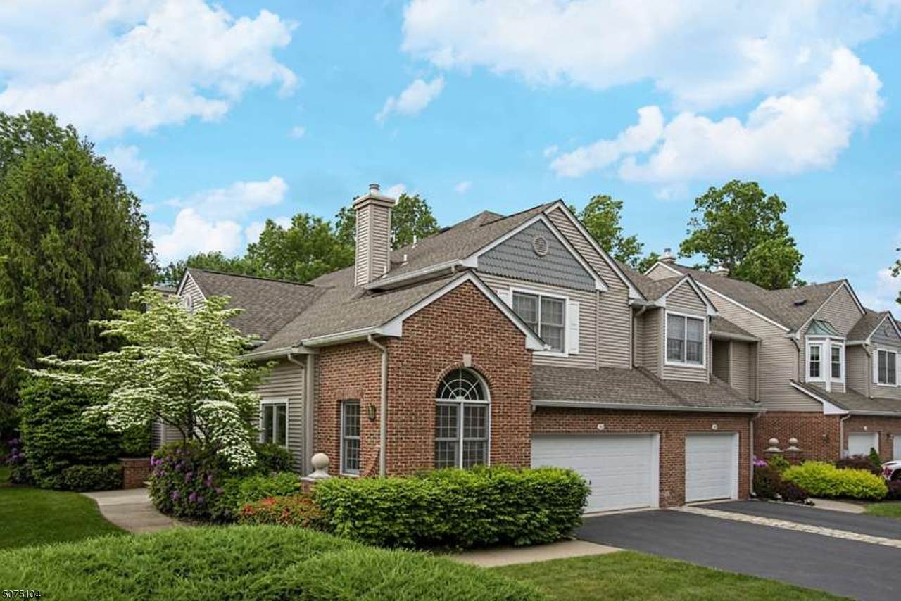 52 Kent Dr - Photo 1