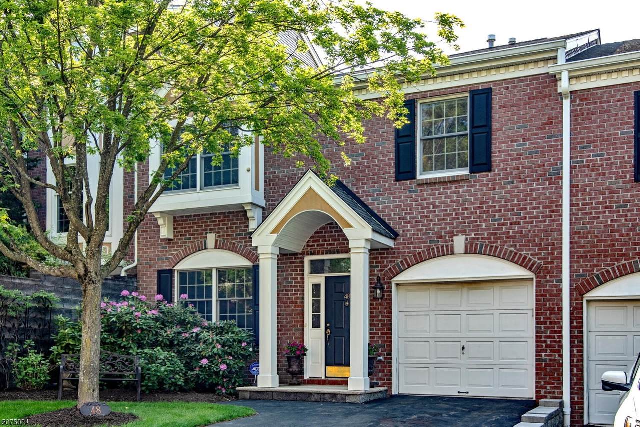 48 Spring Hill Cir - Photo 1