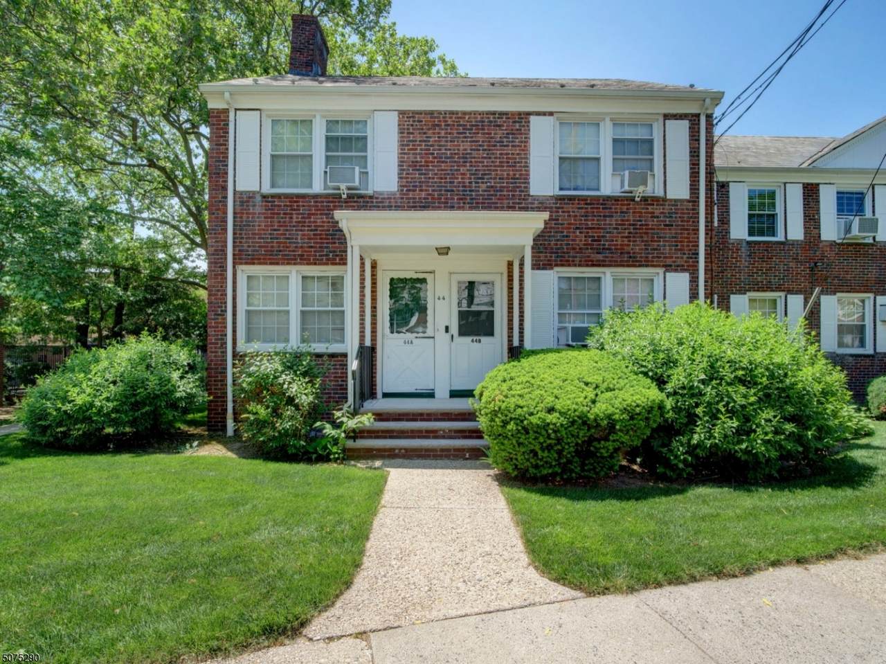 44 Meadowbrook Pl - Photo 1