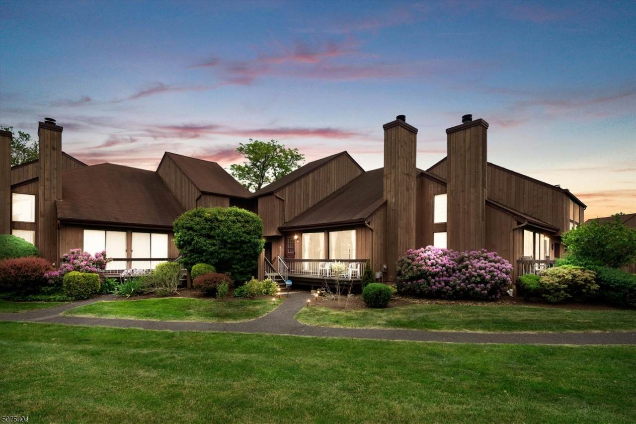 112 Bluebird Dr - Photo 1