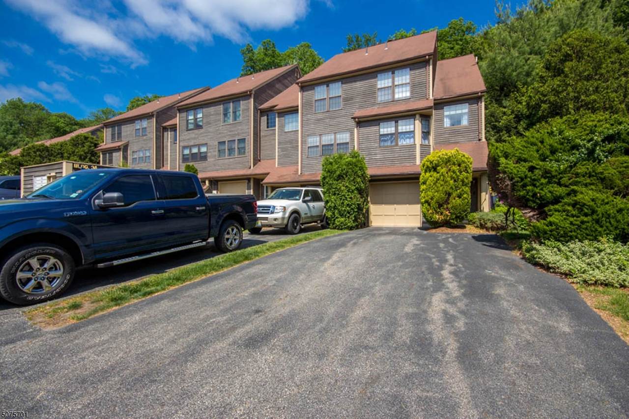 34 Salem Aly - Photo 1