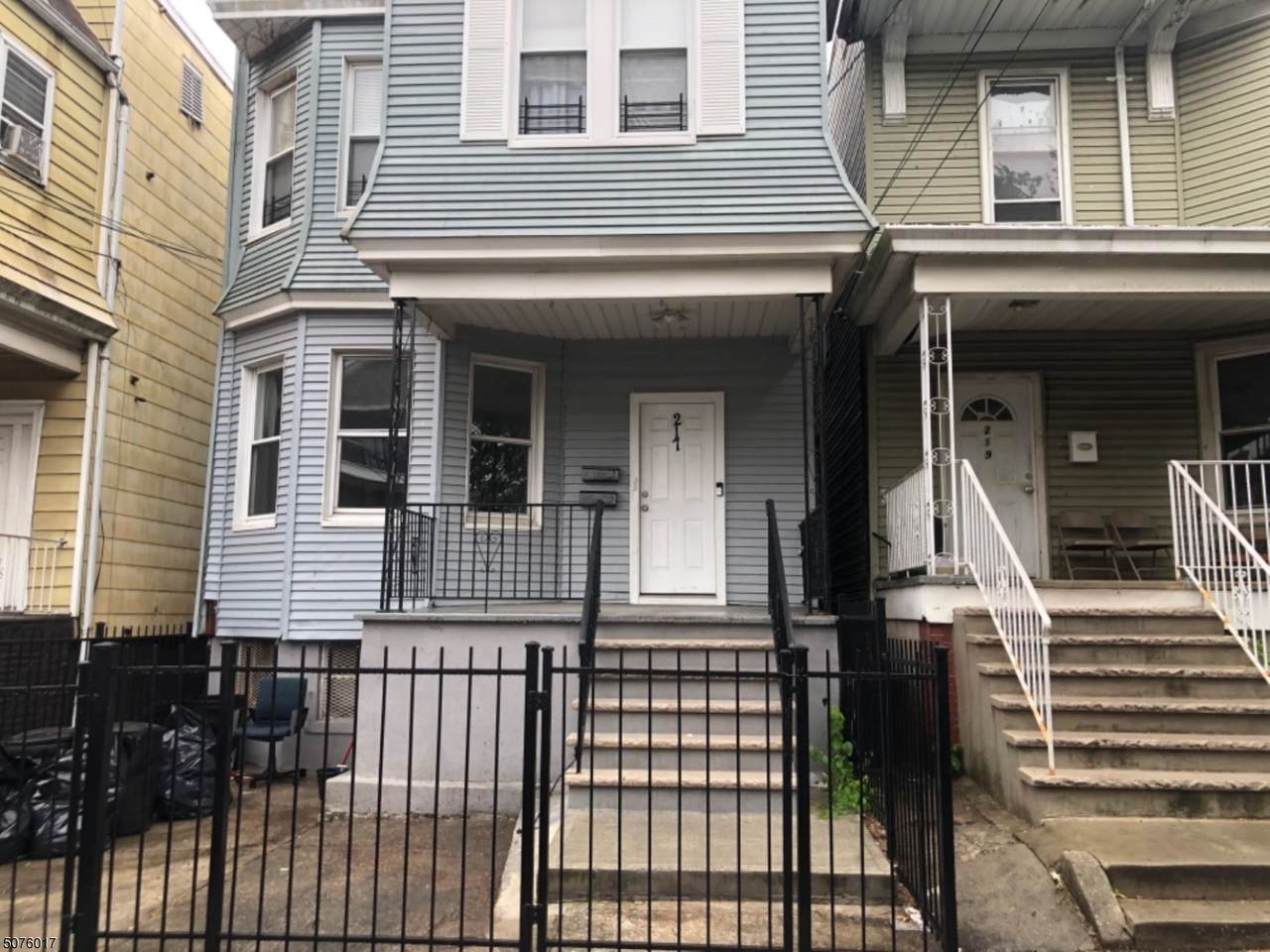217 Wegman Pkwy - Photo 1