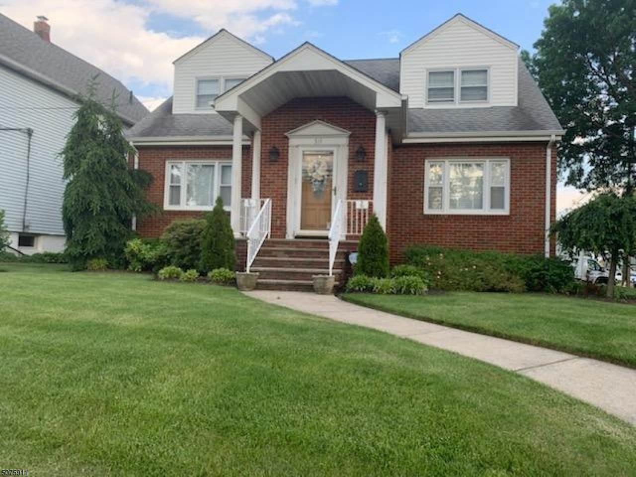 519 Raritan Rd - Photo 1