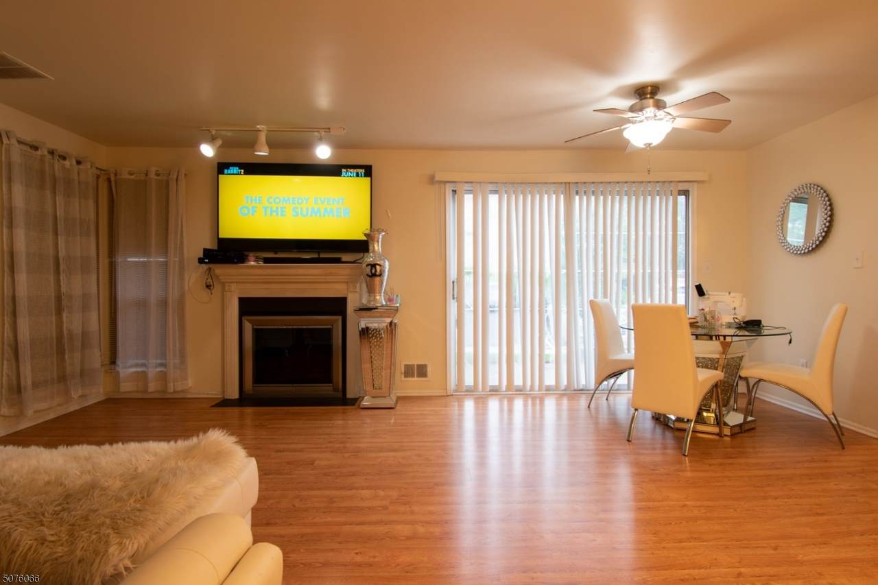 702 Pinehurst-6 - Photo 1
