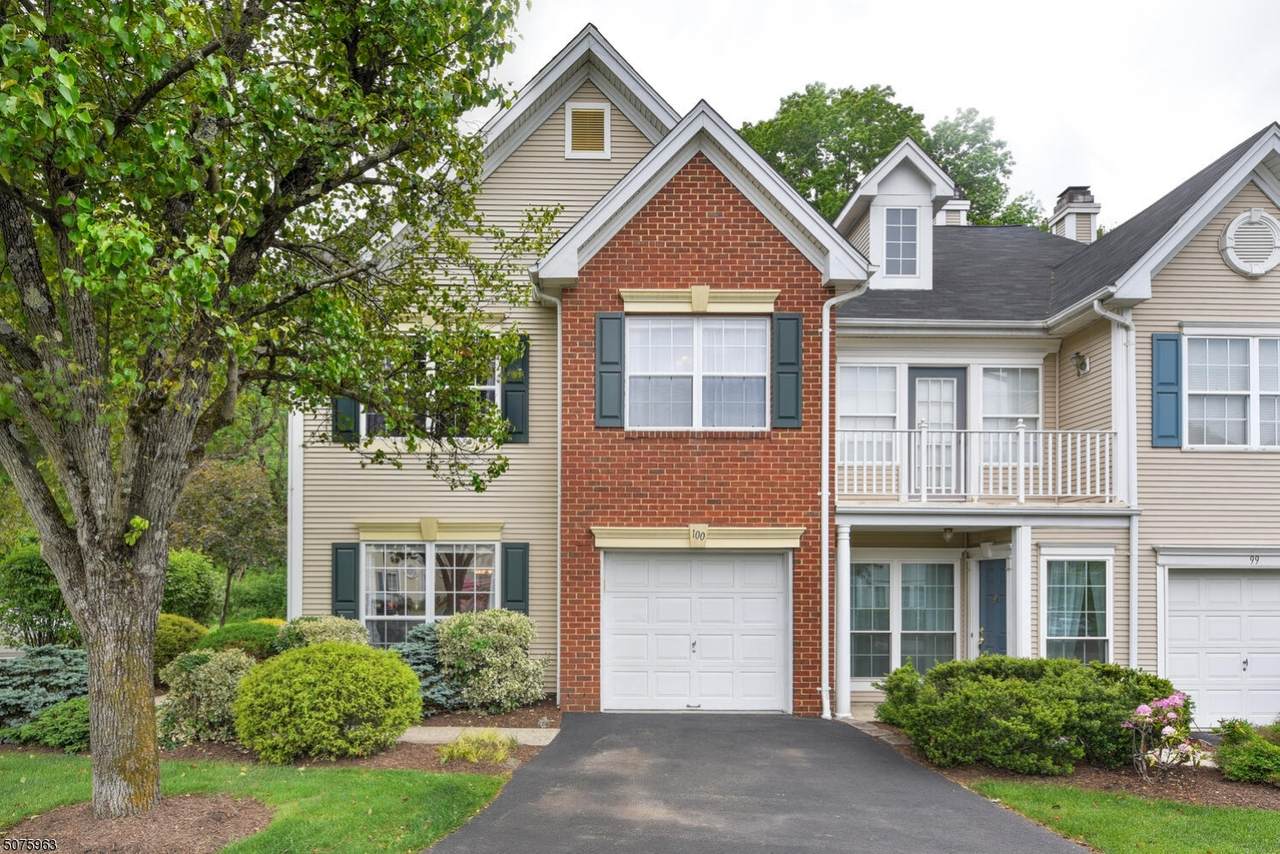 100 Heritage Ct - Photo 1