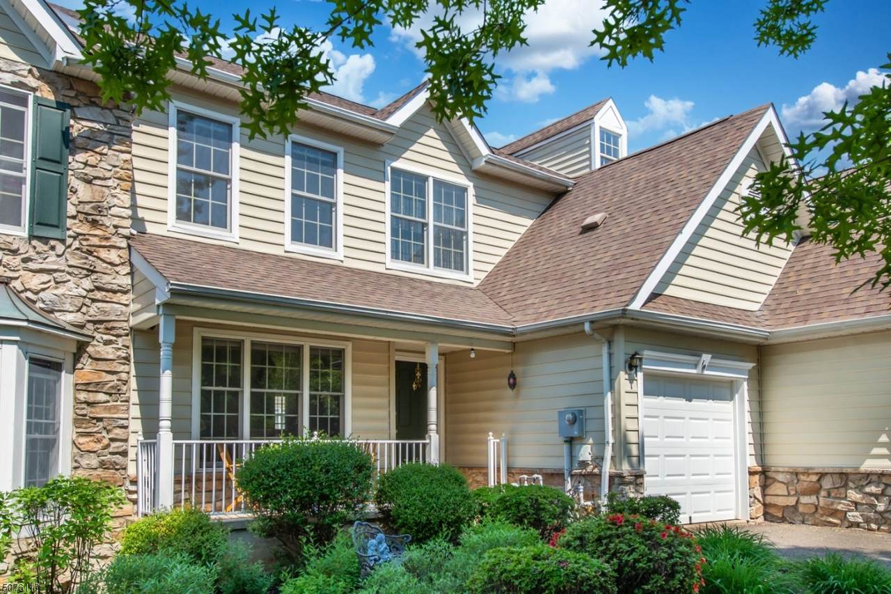 10 Hudson Dr - Photo 1