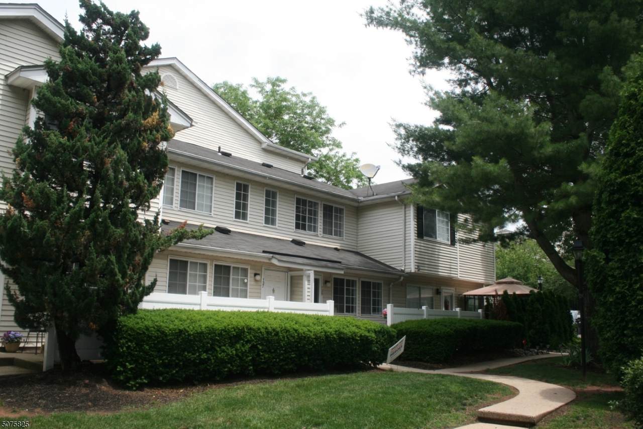 125 Cortland Ln - Photo 1