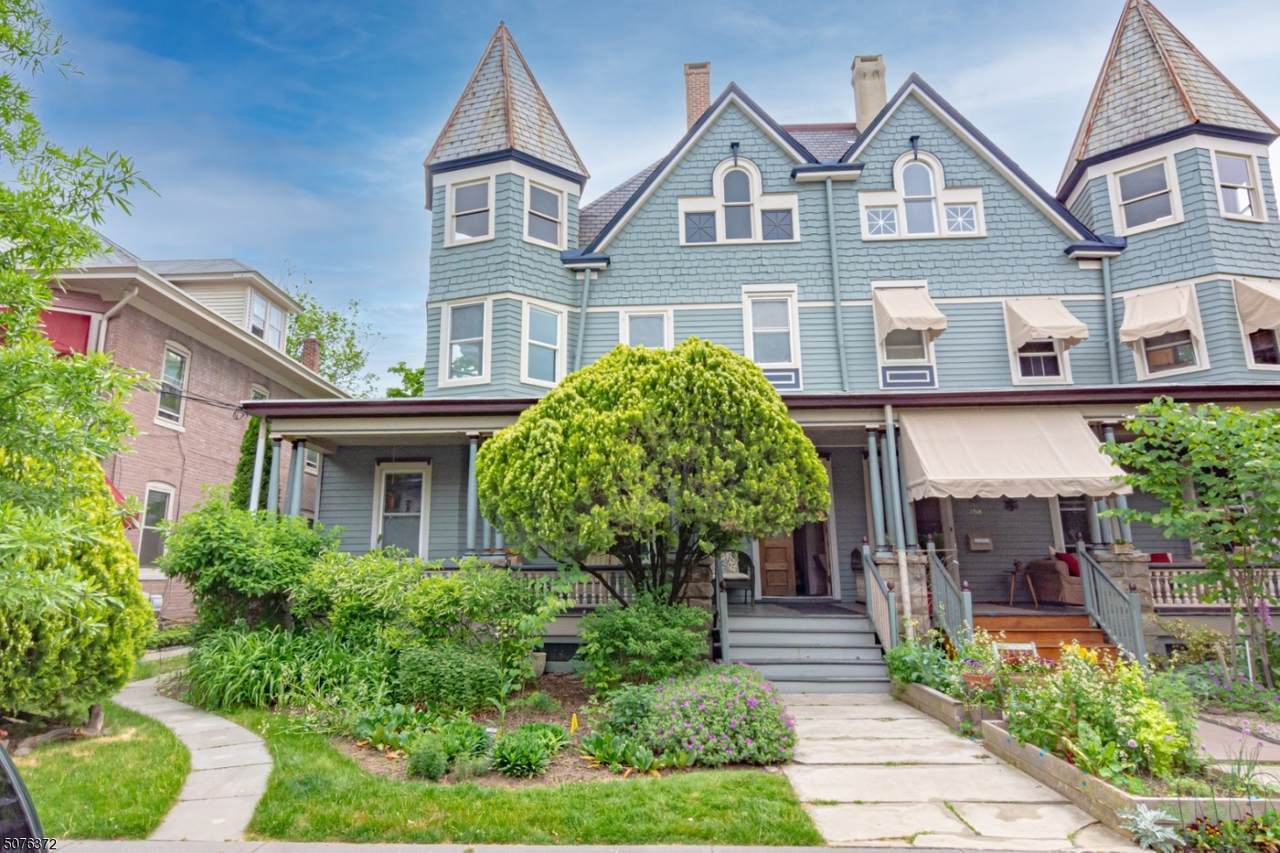 160 N Union St - Photo 1
