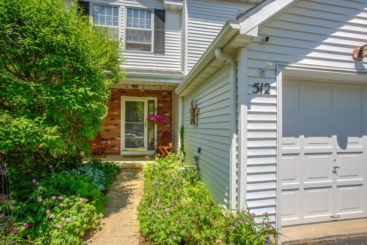 512 W Valley View Ave - Photo 1