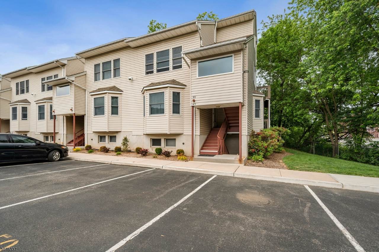 101 Royal Ave - Photo 1