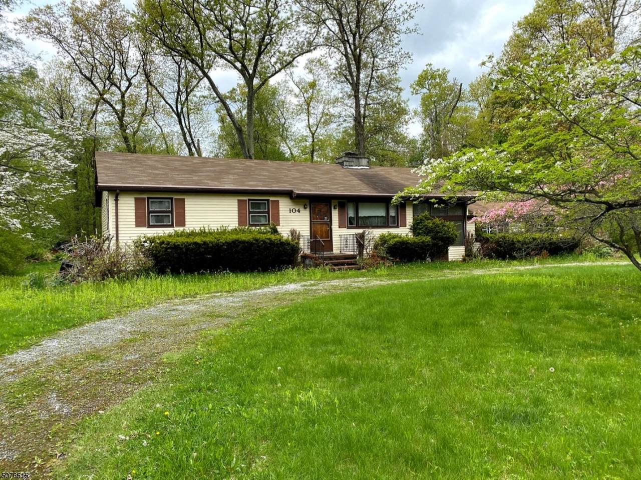 104 Milton Rd - Photo 1