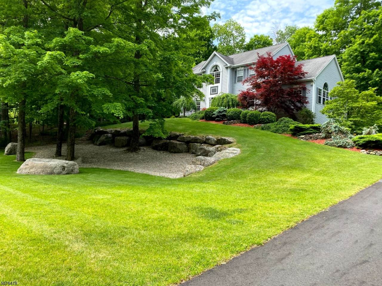 9 Hidden Glen Dr - Photo 1