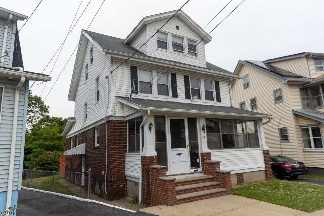44 38th St - Photo 1