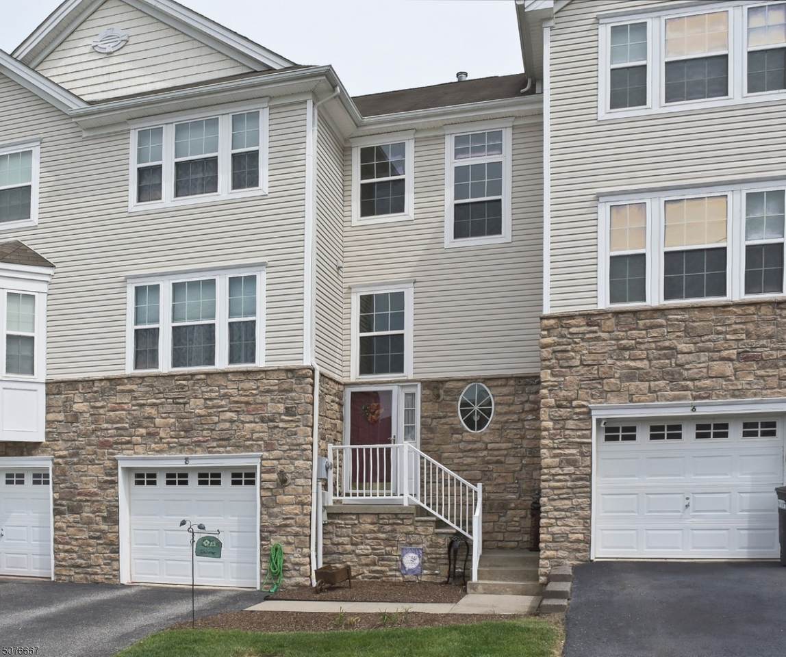 8 Black Bear Ct - Photo 1