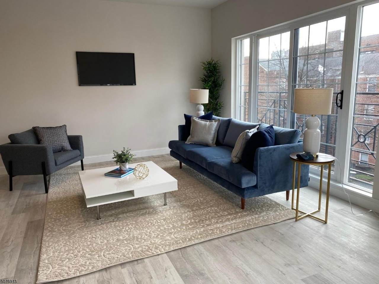 129 Halsted St - Photo 1