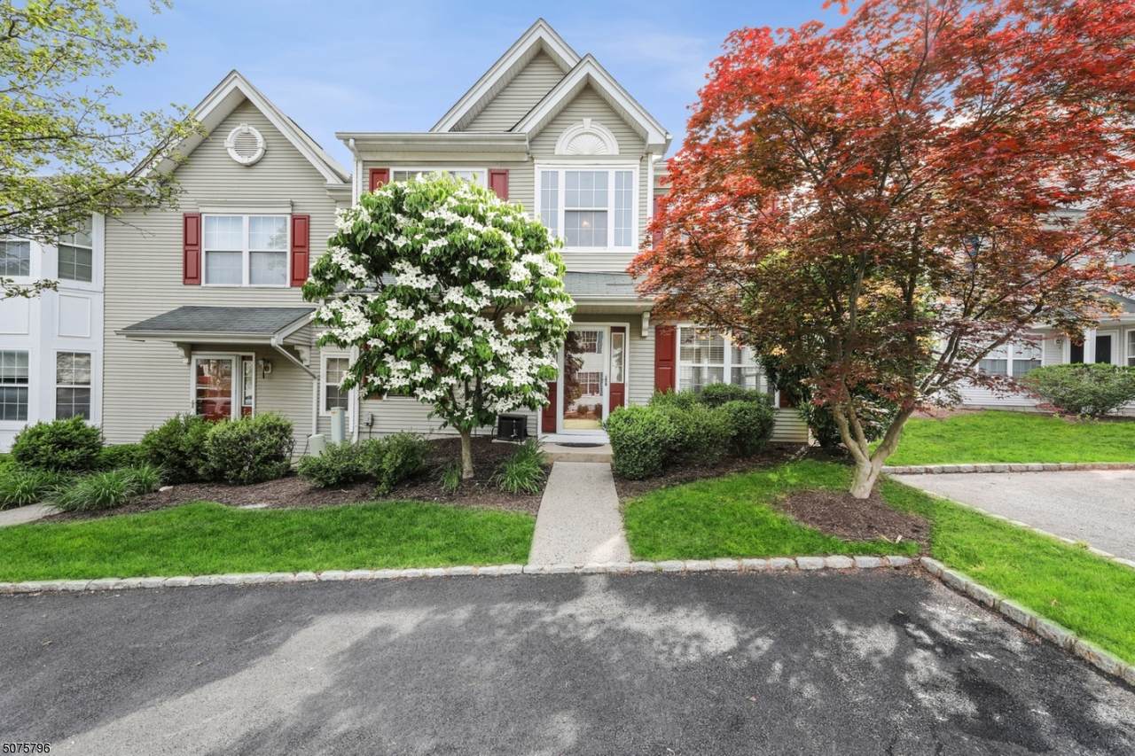 355 Wren Ln - Photo 1