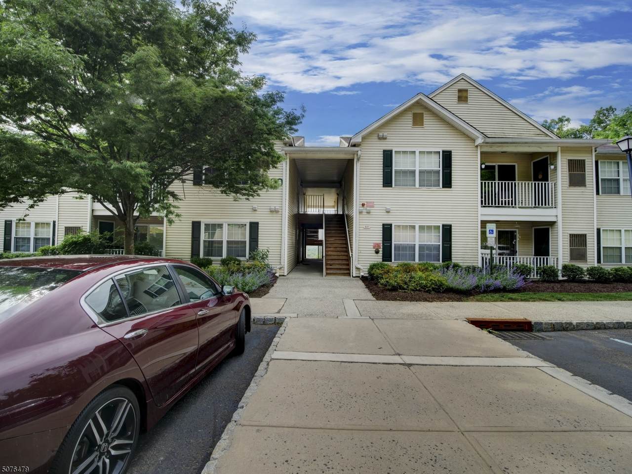 1612 King Ct - Photo 1