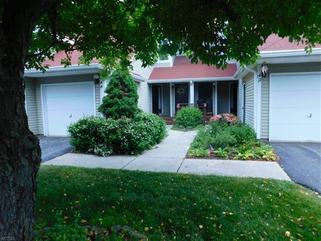 18 Davenports Mill Ct - Photo 1