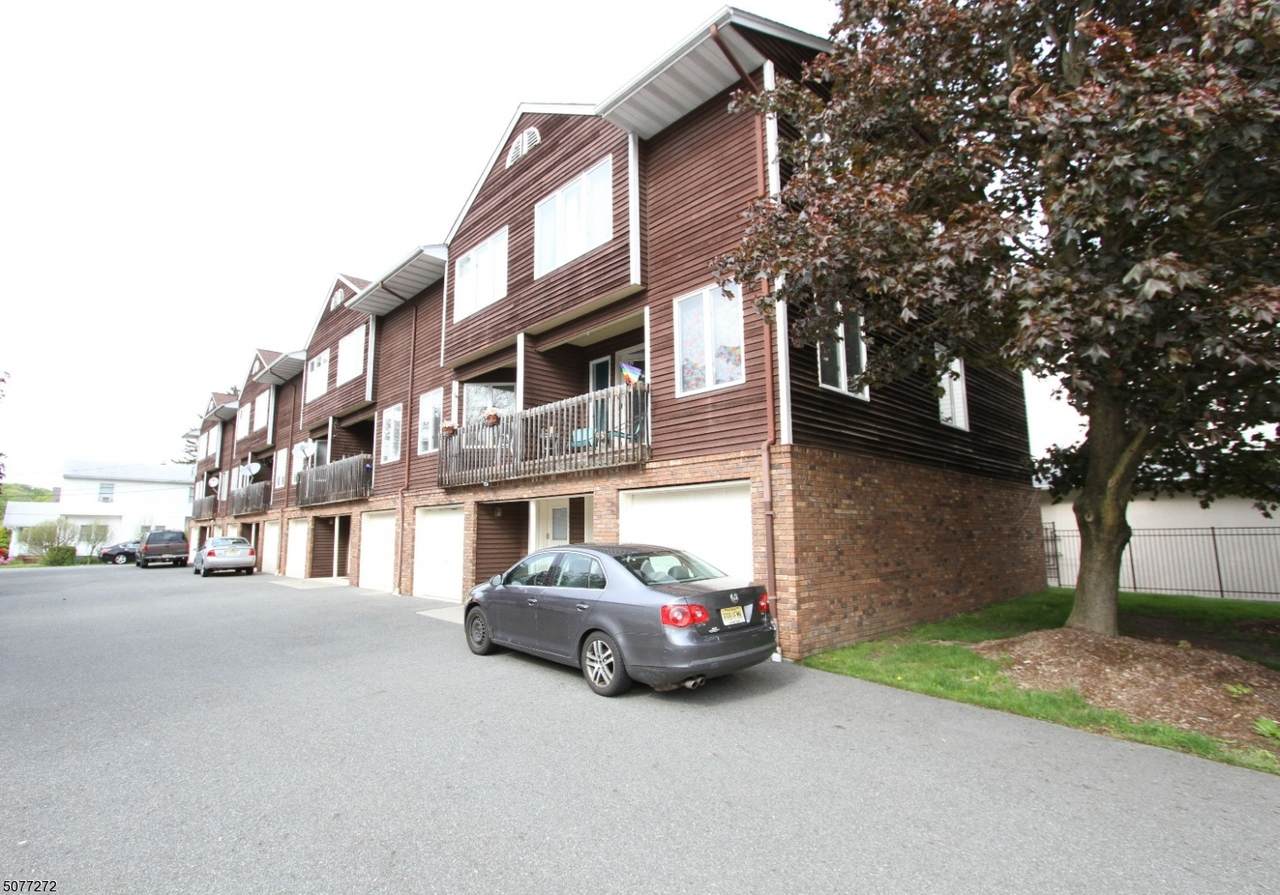 8 Leary Ave - Photo 1