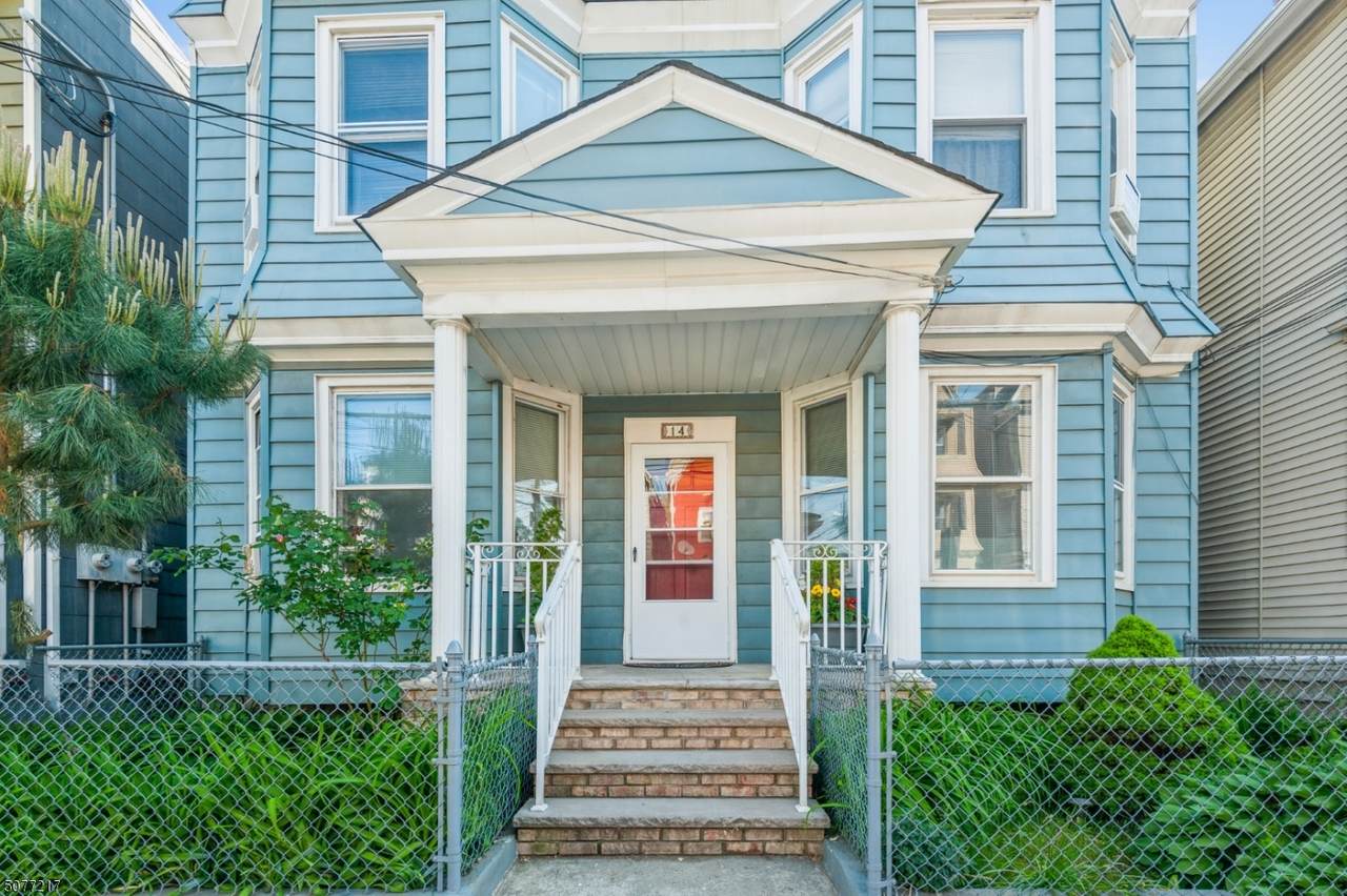14 W 15th St - Photo 1