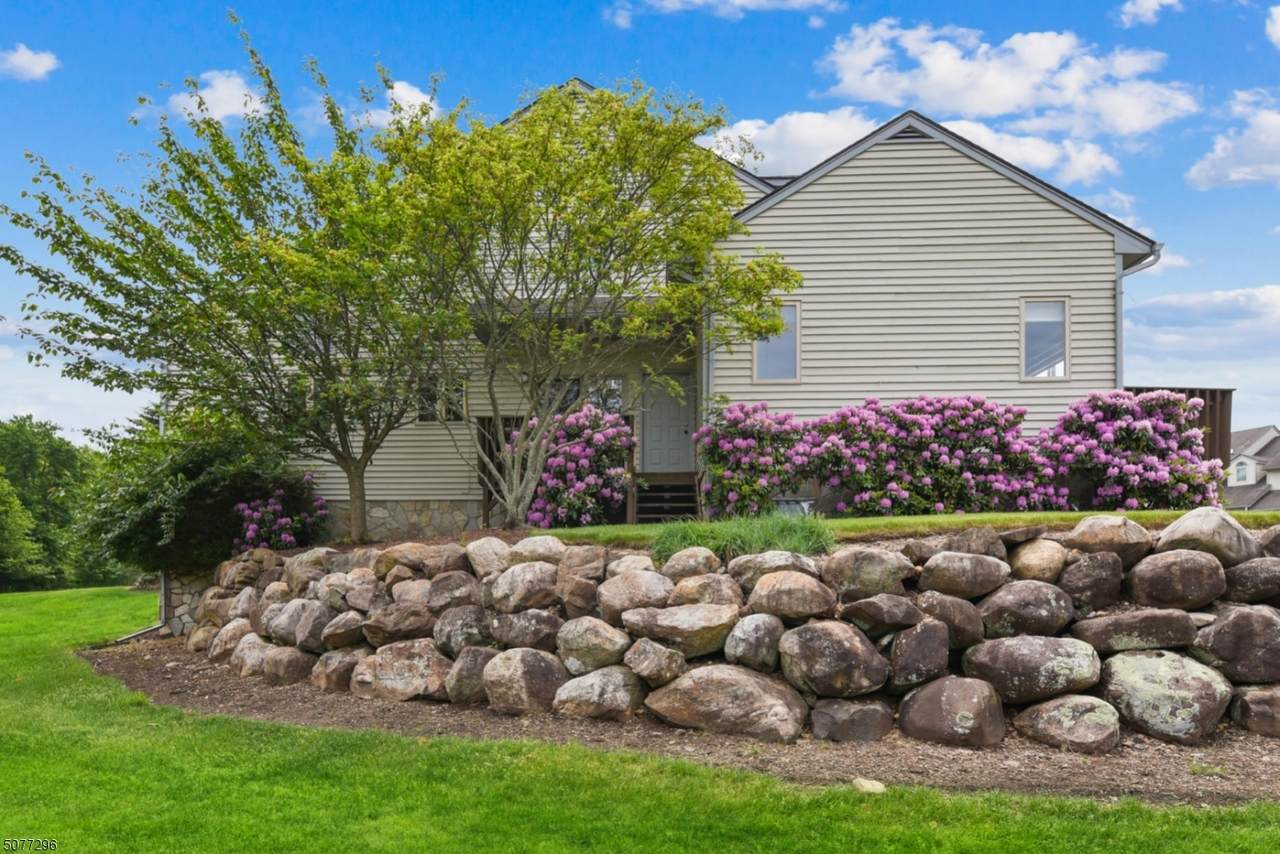 76 Davey Dr - Photo 1
