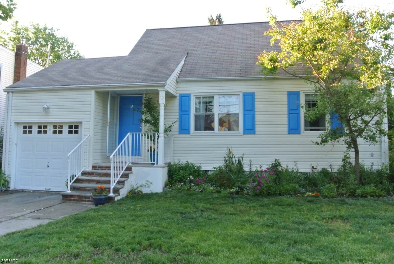 70 Hamilton Ave - Photo 1
