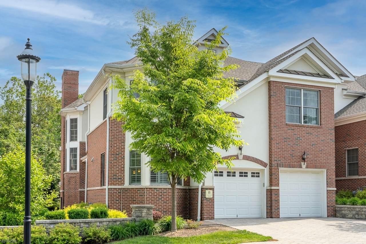 8 Cedar Gate Ct - Photo 1