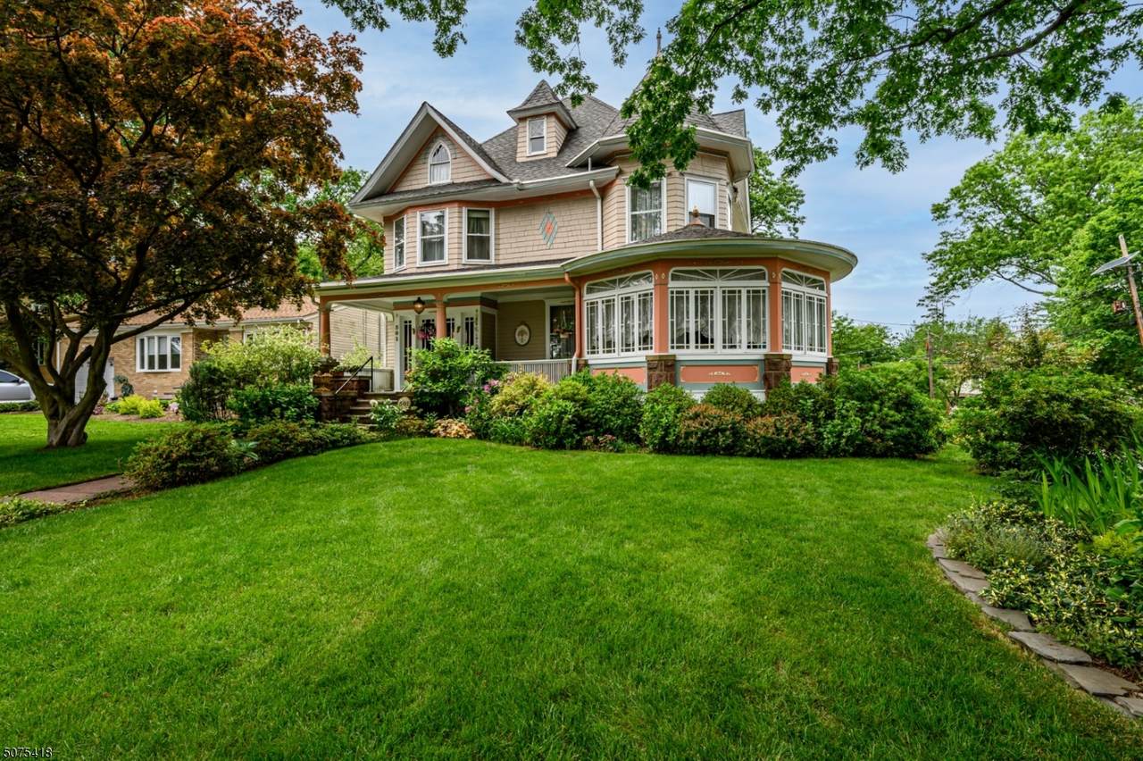 501 Prospect St - Photo 1