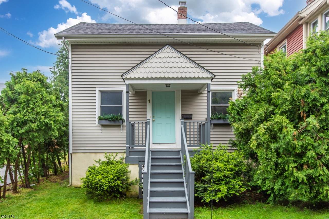 1 William St - Photo 1