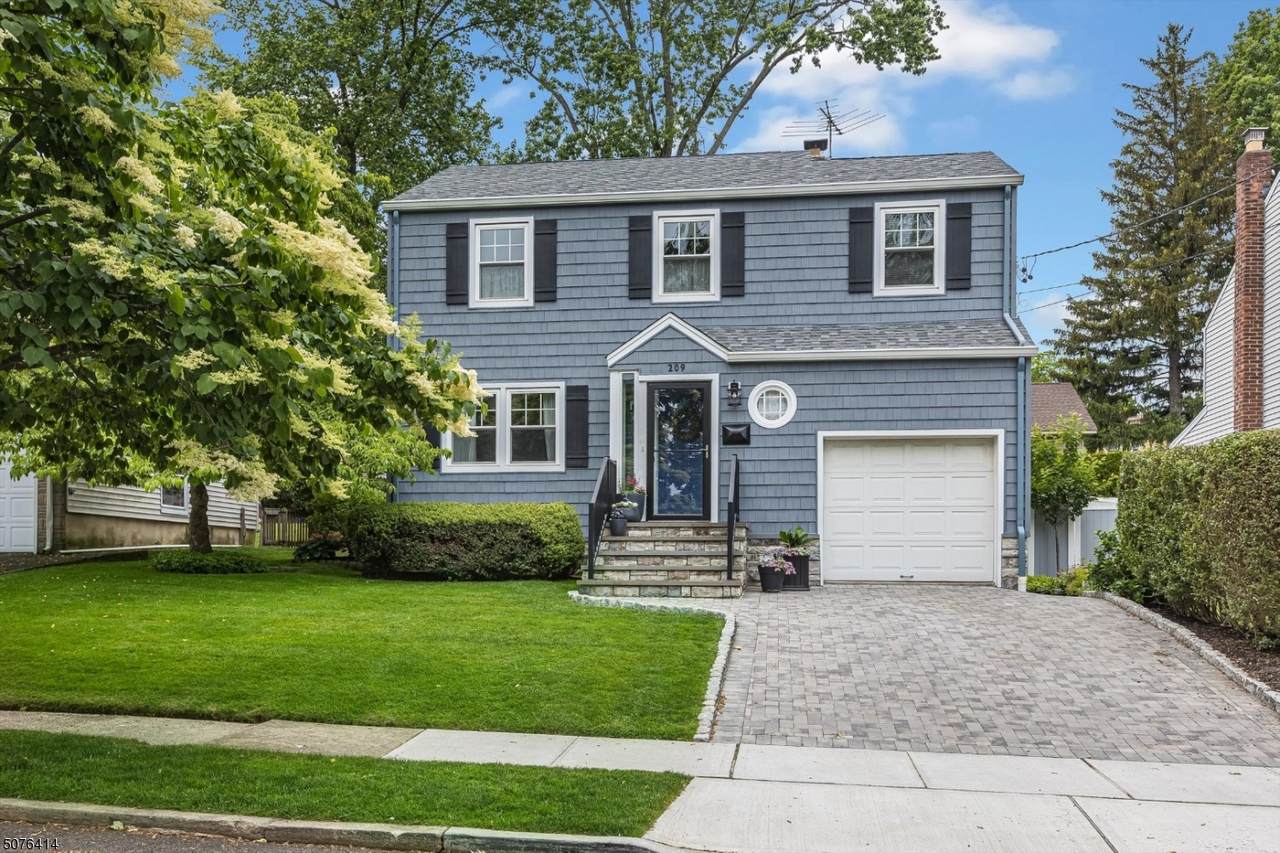 209 Alexander Ave - Photo 1
