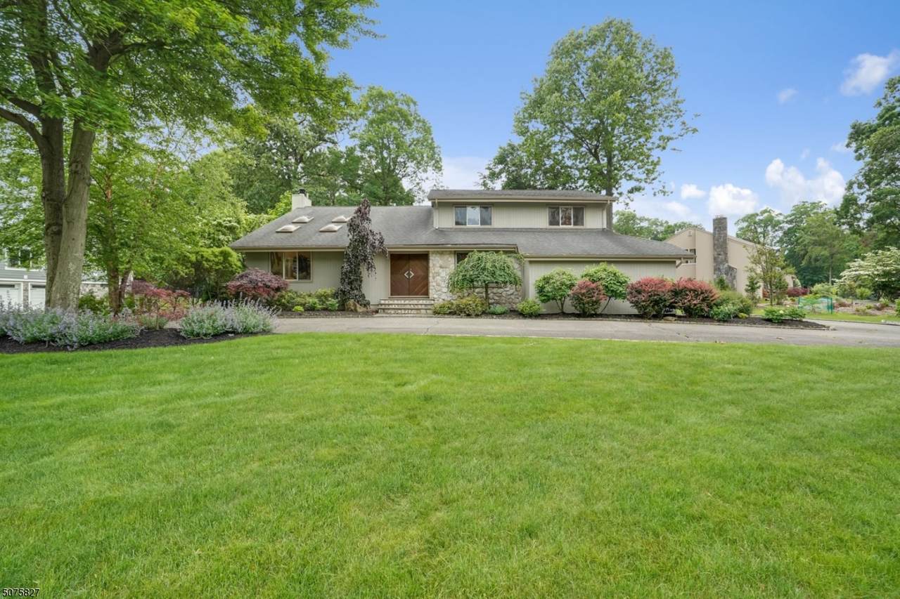 16 Aspen Dr - Photo 1