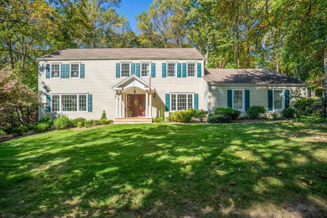 15 Redwood Rd - Photo 1