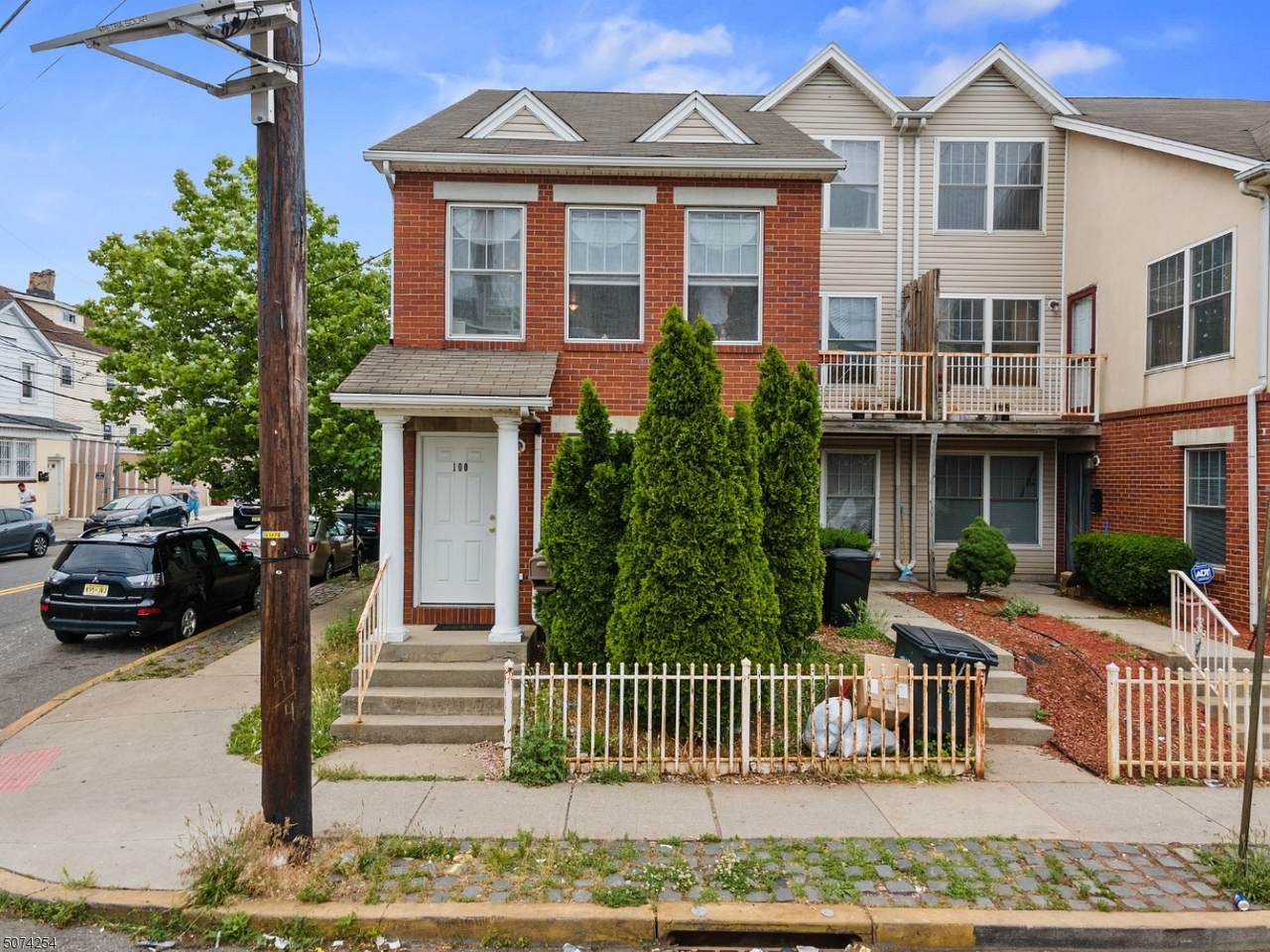 100 Front Street - Photo 1