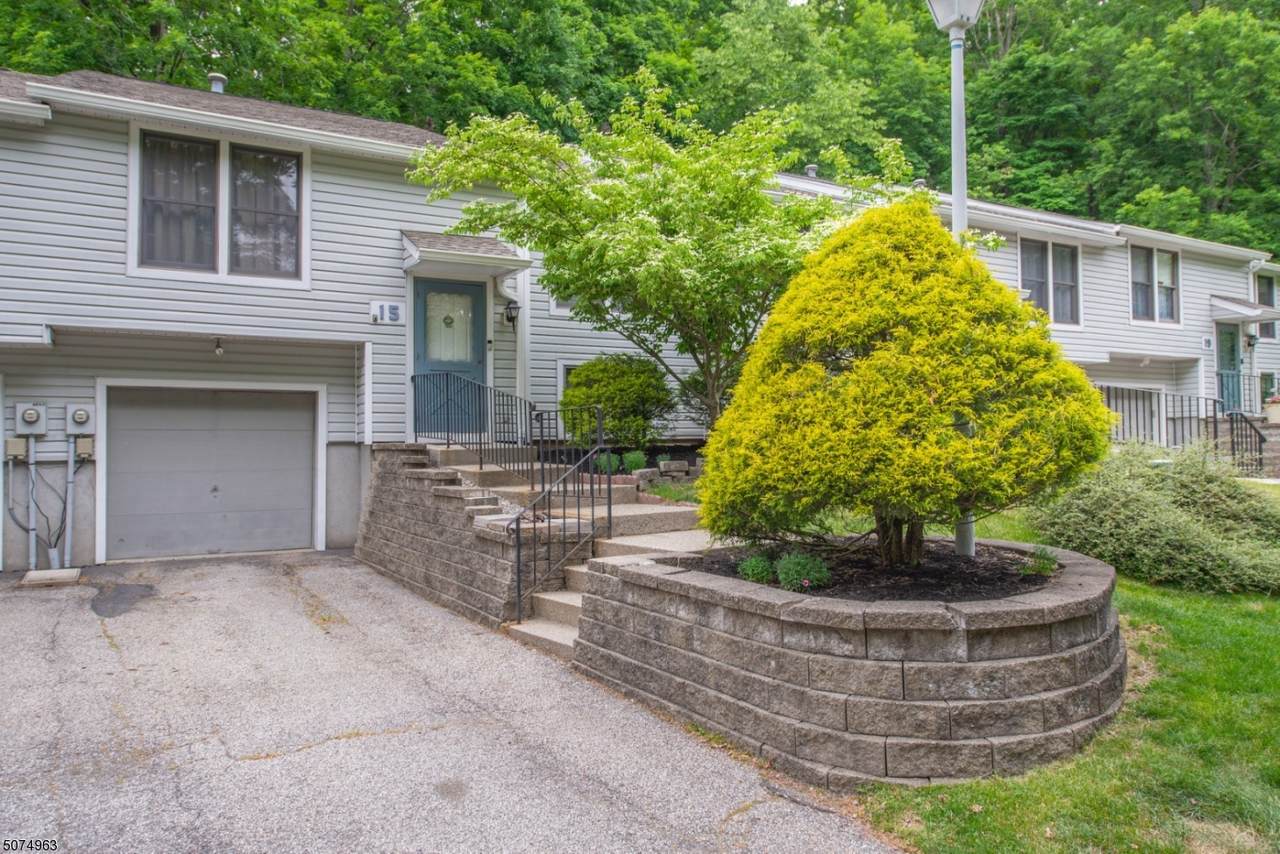 15 Quail Ct - Photo 1