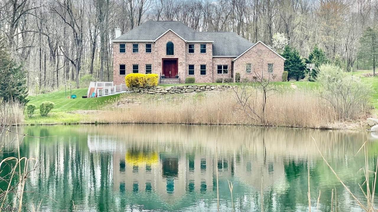 214 Old Turnpike Rd - Photo 1