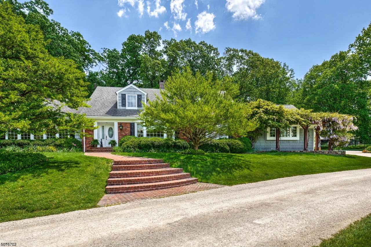 606 Van Beuren Rd - Photo 1