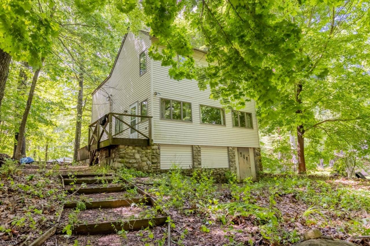 2187 Lakeside Dr - Photo 1
