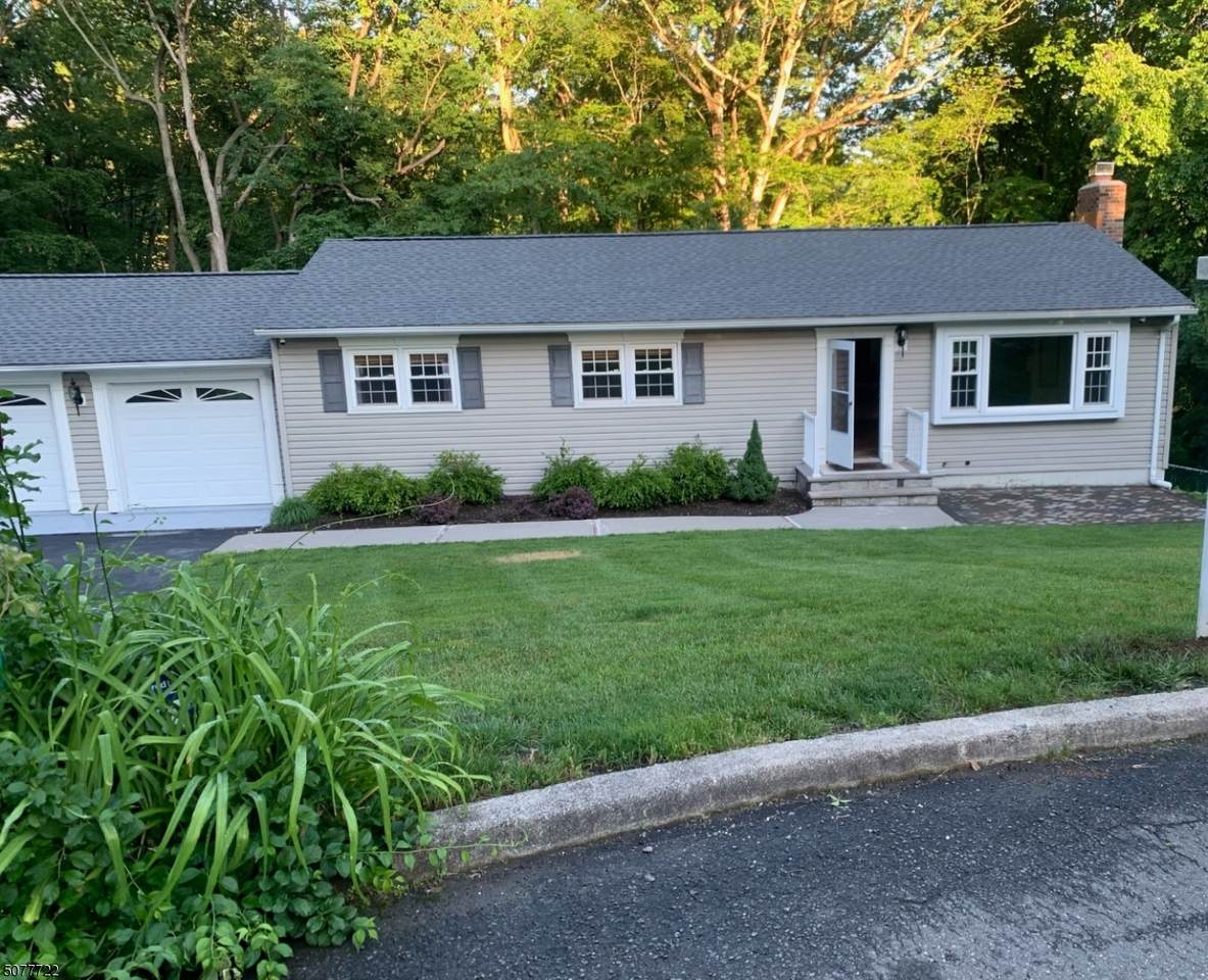 14 Sharon Ct - Photo 1