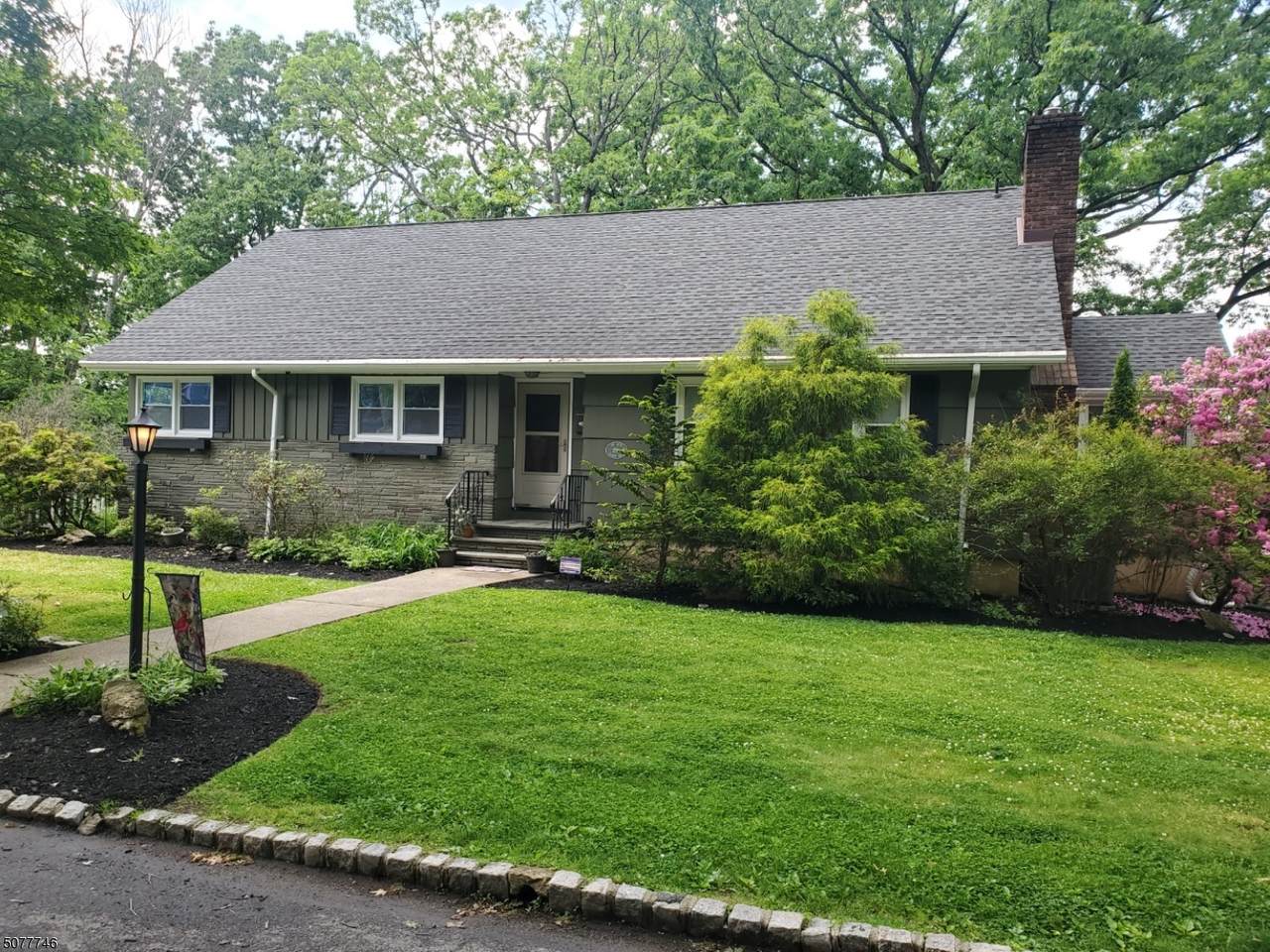 35 Seaman Rd - Photo 1