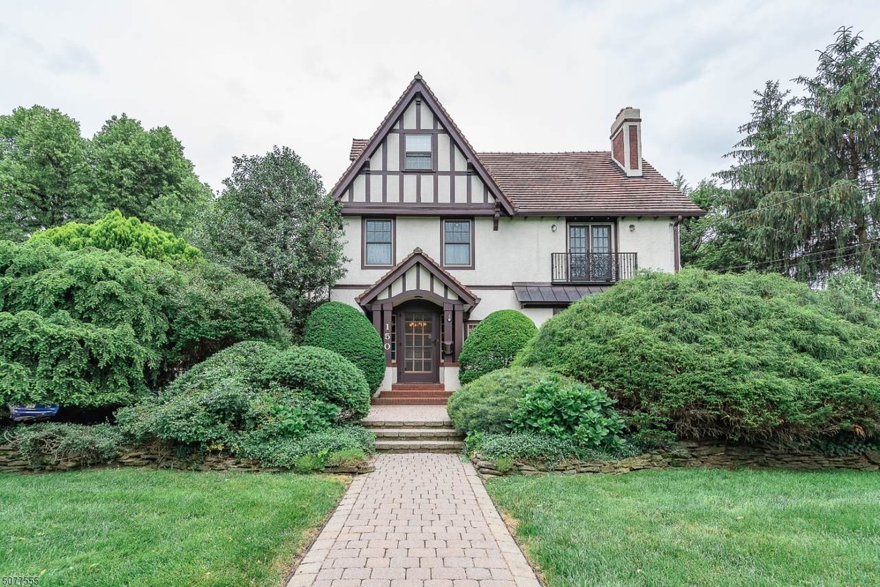 150 W Ridgewood Ave - Photo 1