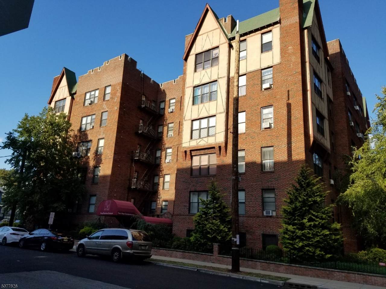 5 Pomona Ave - Photo 1