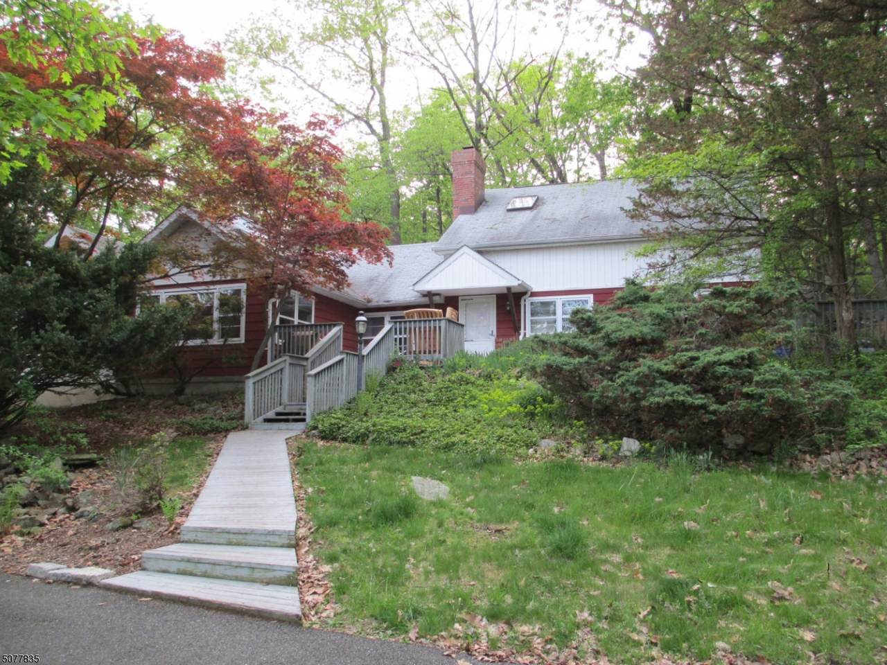 6 Overlook Rd - Photo 1